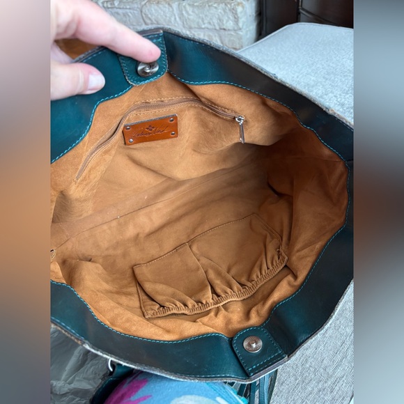 Patricia Nash Leather Floral Bag with Woven Handle - Picture 10 of 14